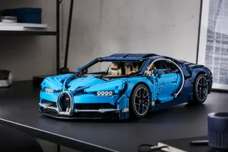 LEGO Bugatti Chiron 1:8